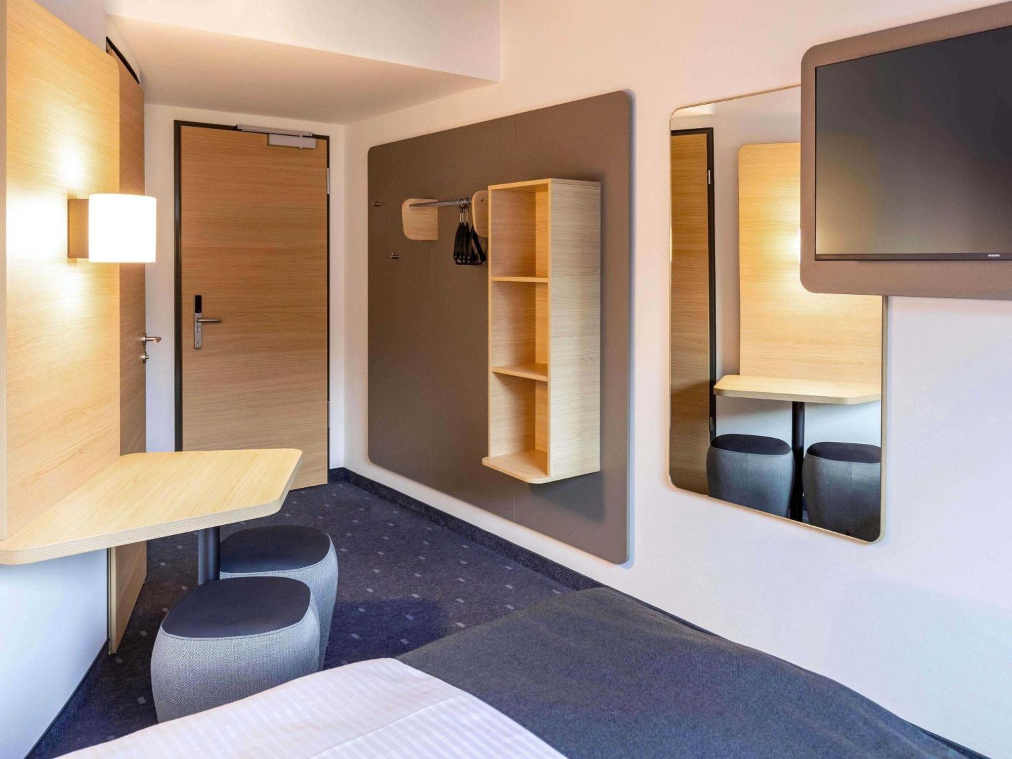 B&B Hotel Duesseldorf City-Sued — Photos 3